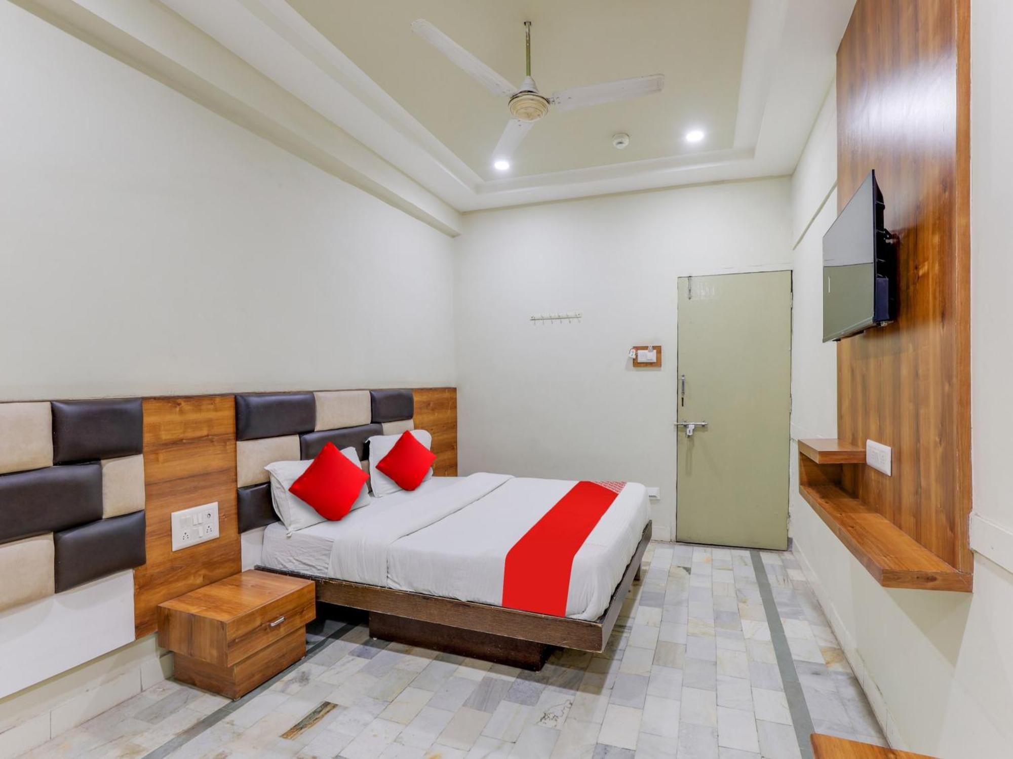 Hotel O Asopalav Naroda Zewnętrze zdjęcie