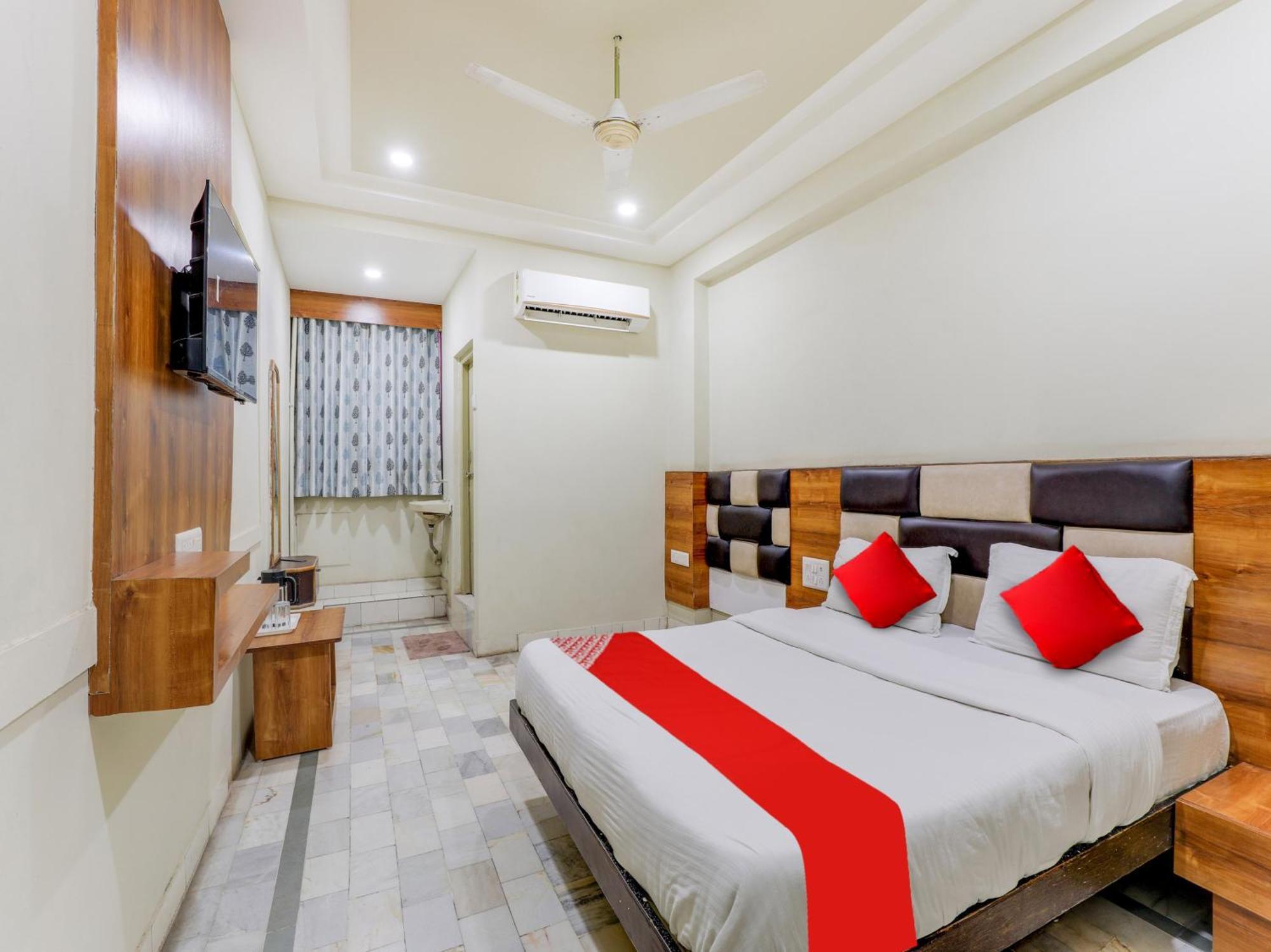 Hotel O Asopalav Naroda Zewnętrze zdjęcie