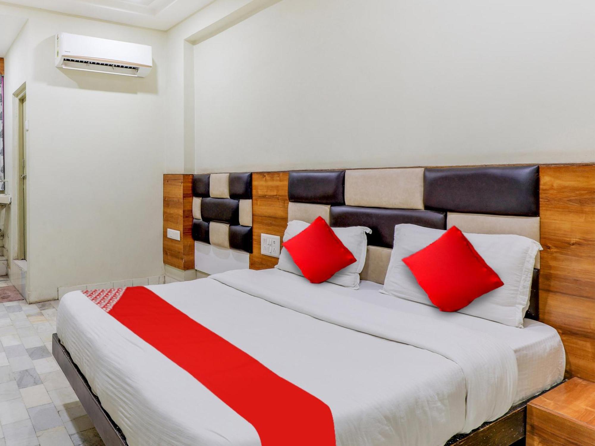 Hotel O Asopalav Naroda Zewnętrze zdjęcie