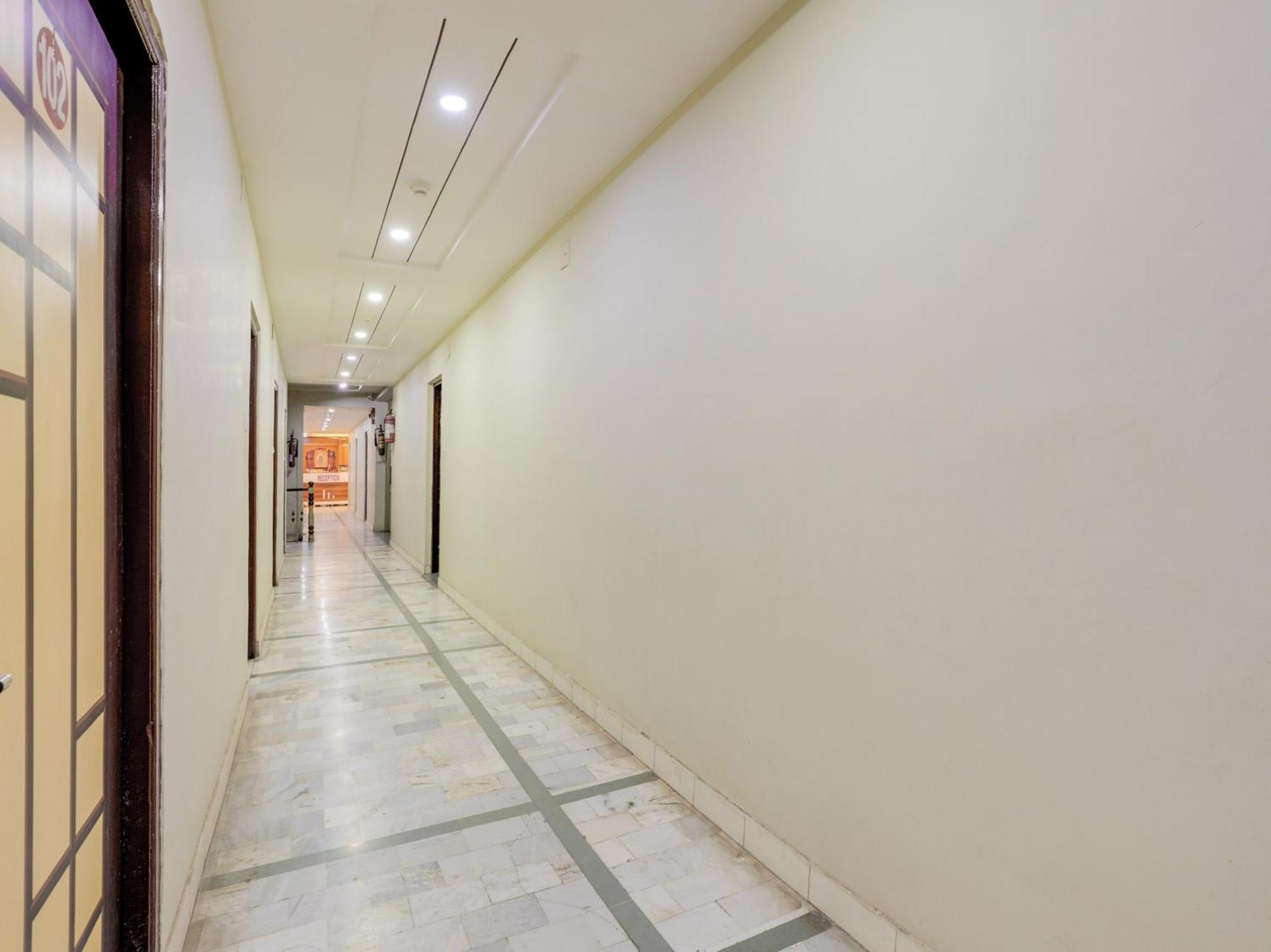 Hotel O Asopalav Naroda Zewnętrze zdjęcie
